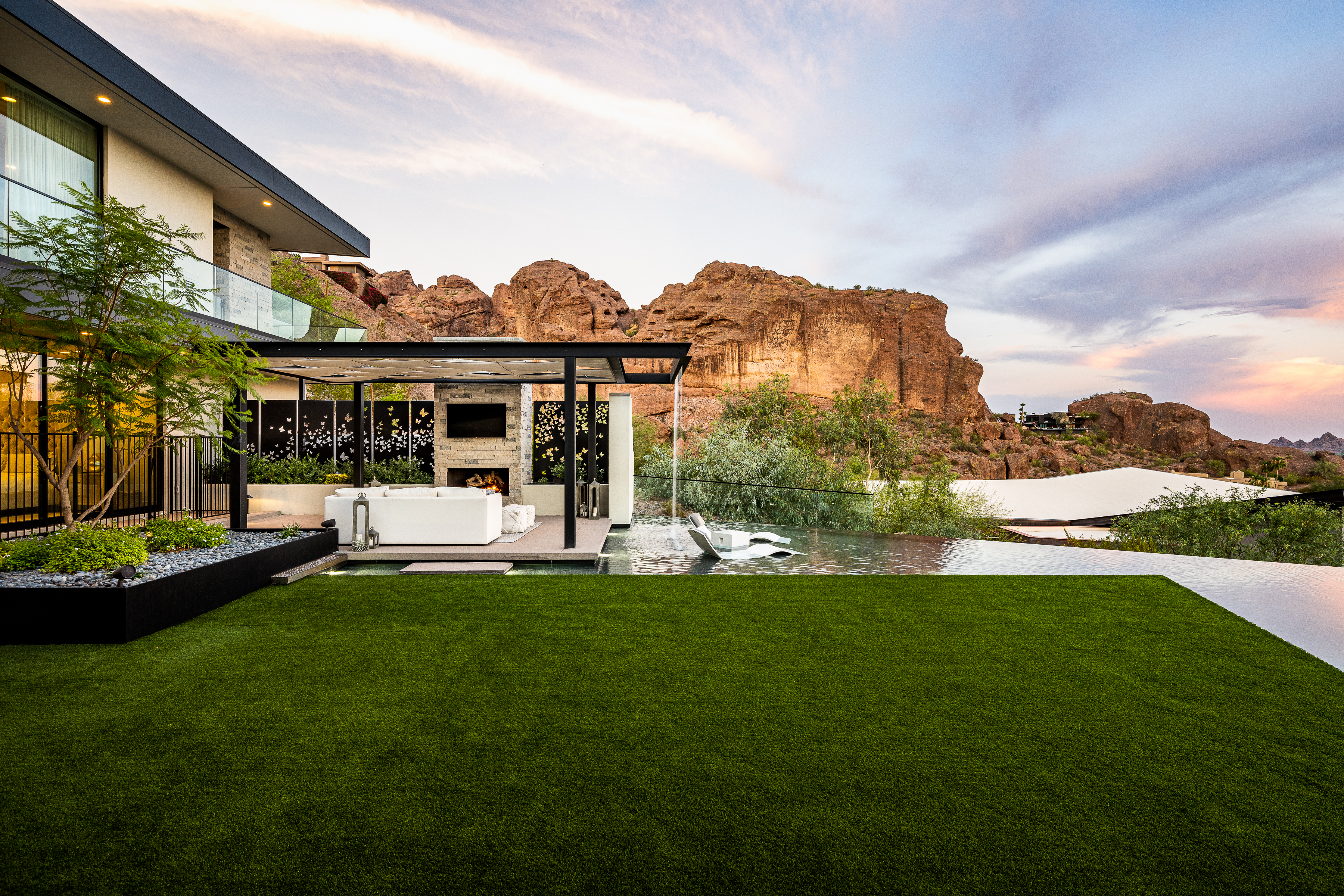 Camelback Canyon Pool Detail View 9
