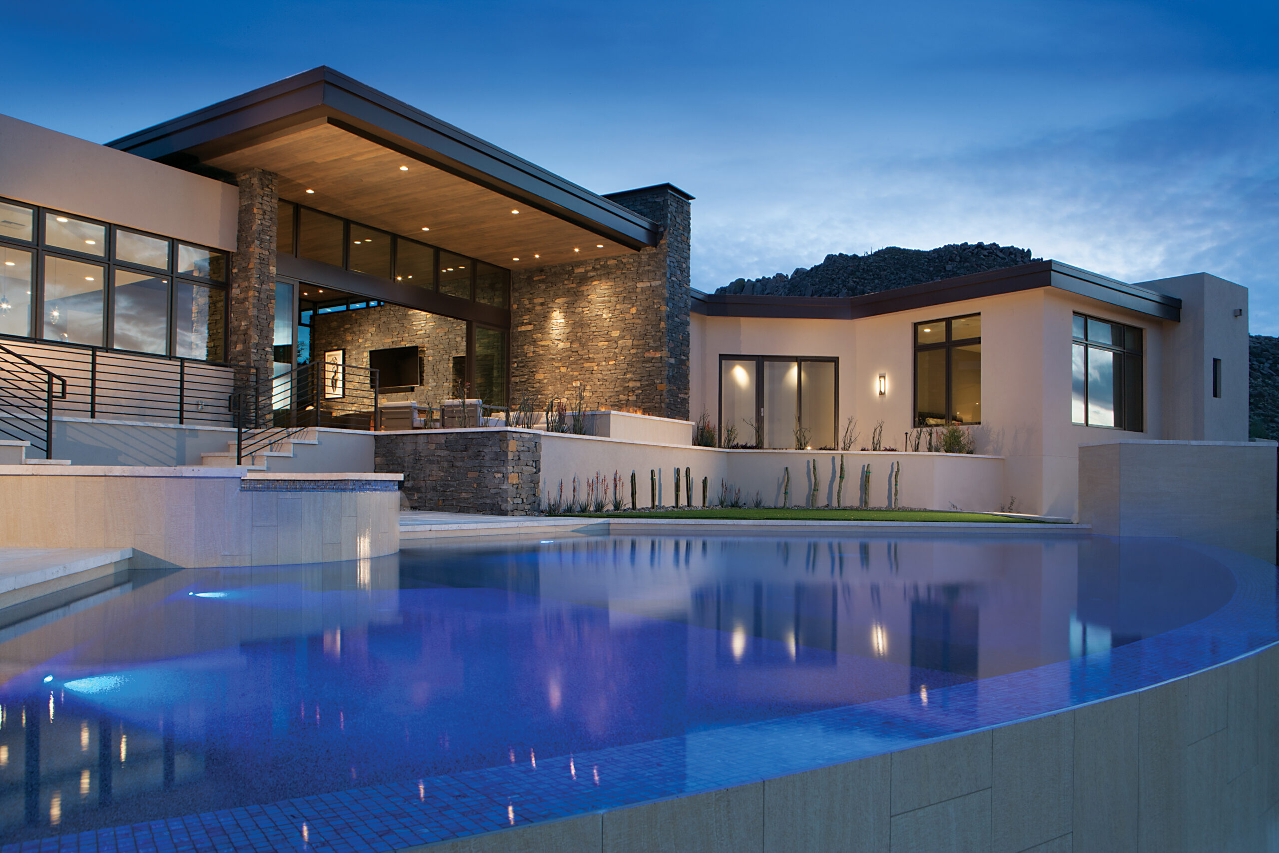 Boulder Pass Custom Pool Detail View 1